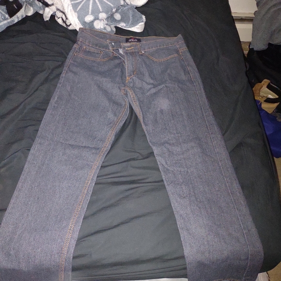 Jeans - Picture 3 of 3